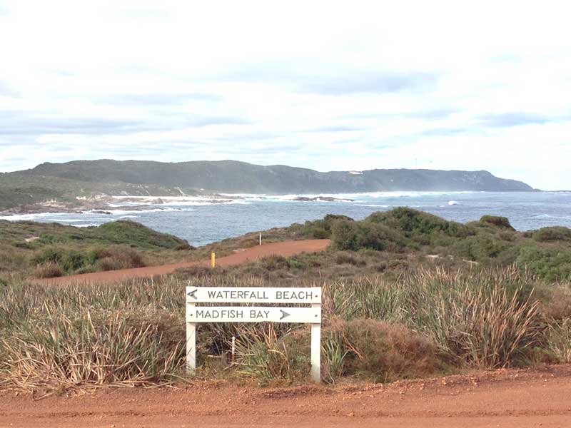 Madfish Bay, Signage